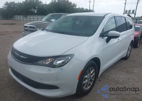 2023 Chrysler Voyager Lx z USA, uszkodzony, nr VIN 2C4RC1CG3PR525941